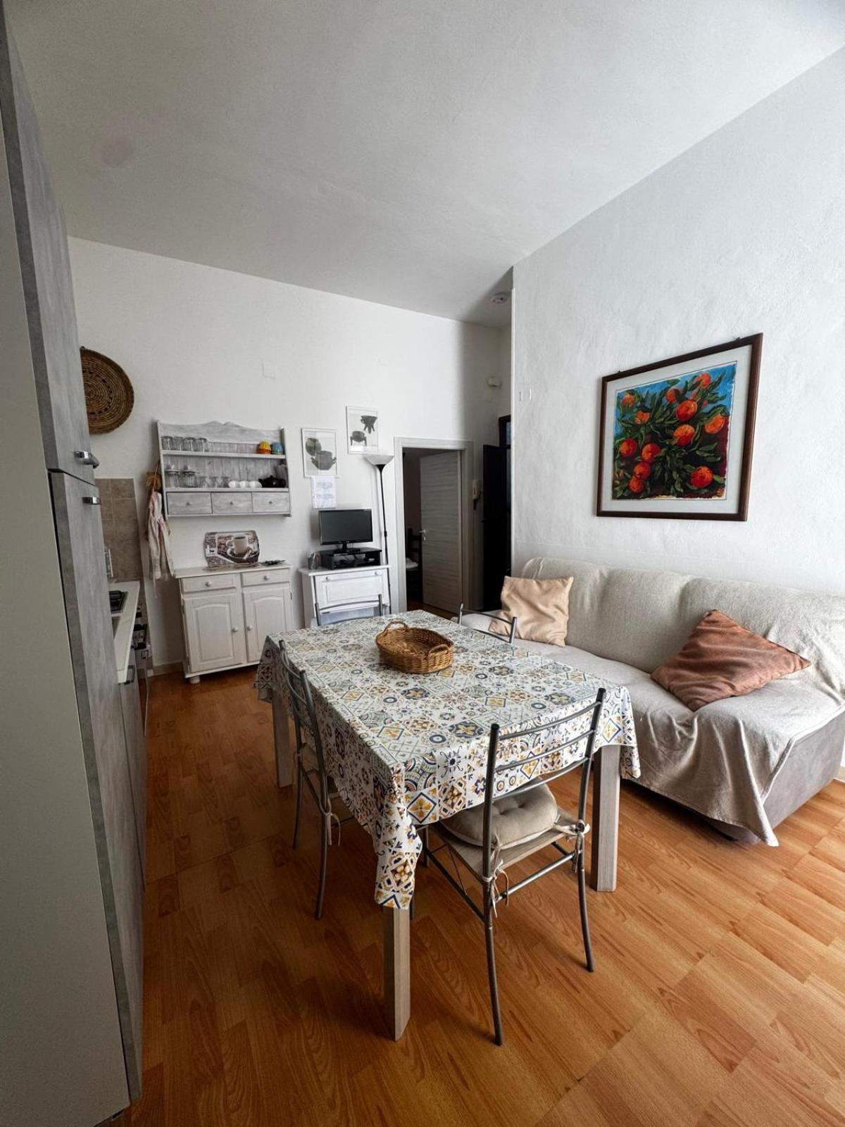 Flowered House With Garden Алгеро Екстериор снимка